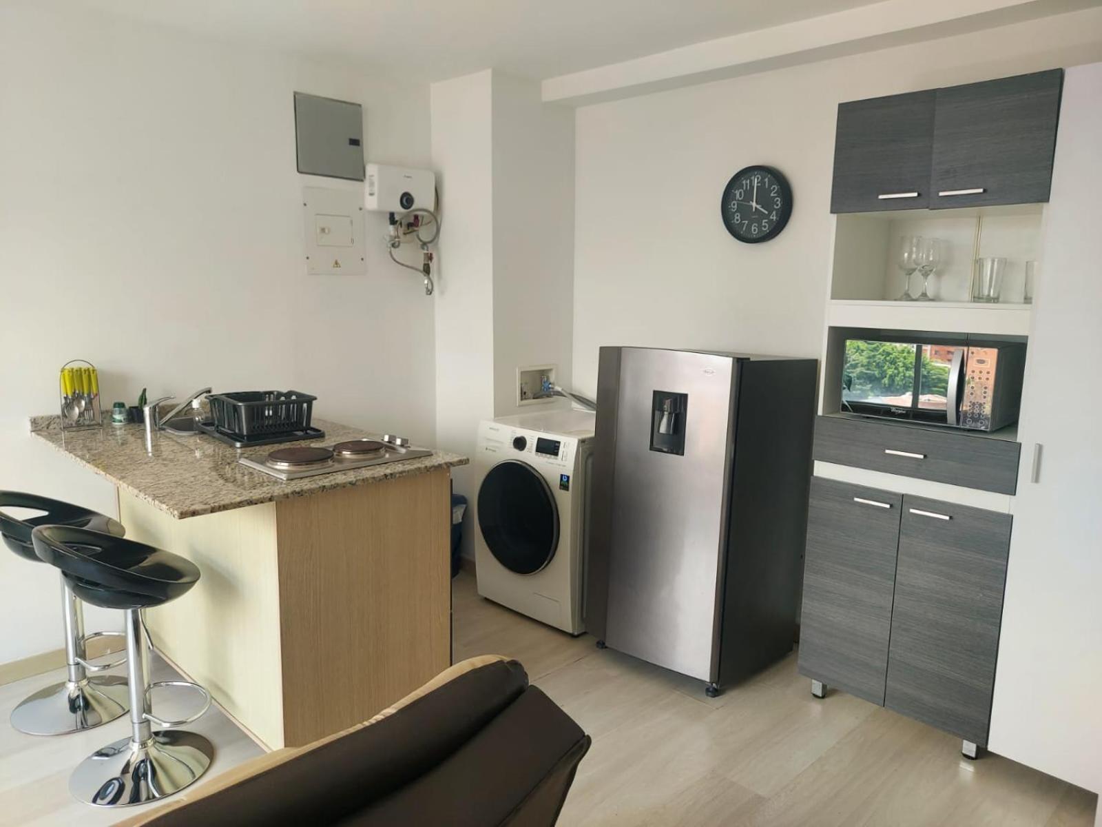 San Peter Suites Medellín Eksteriør billede