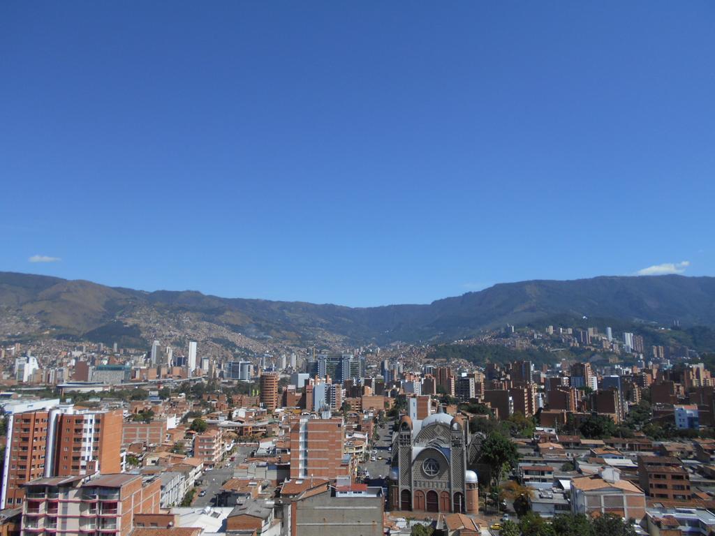 San Peter Suites Medellín Eksteriør billede
