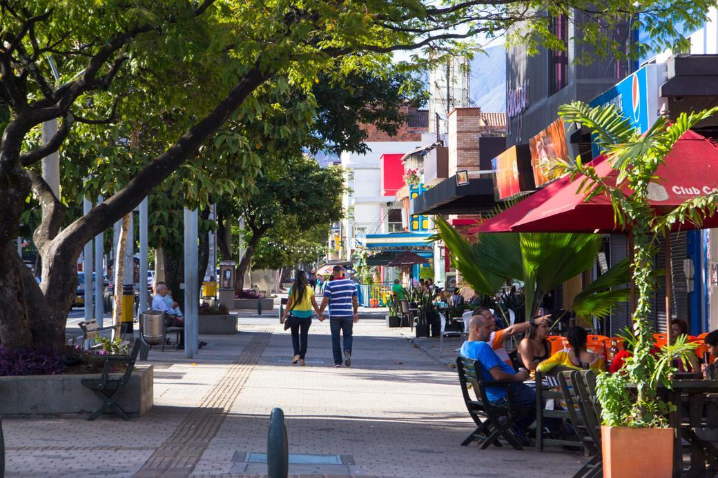 San Peter Suites Medellín Eksteriør billede